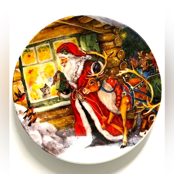 Set of 2 COFFEE ME Porcelain Saucers by Aramco Imports - Picture 2 of 6